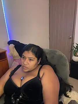 paola091 stripchat live cam model