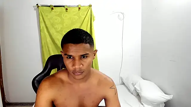 corzoethan stripchat live cam model