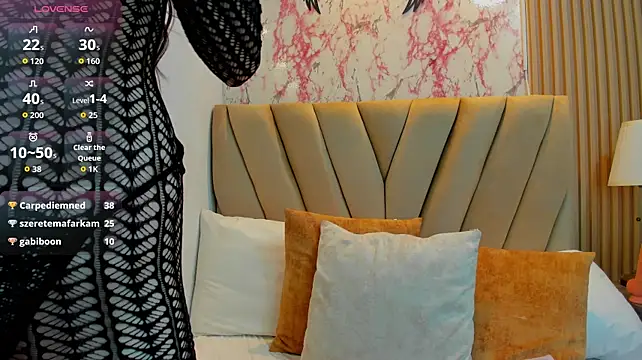 Ayla_min stripchat live cam model