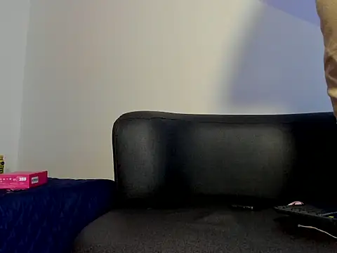 cristhian_brown stripchat live cam model
