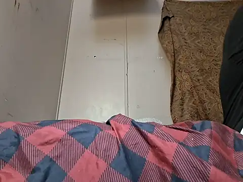 yeaheyeno stripchat live cam model