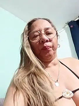 EliteCoupleMM stripchat live cam model
