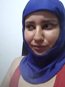 Nahannaahia stripchat live cam model