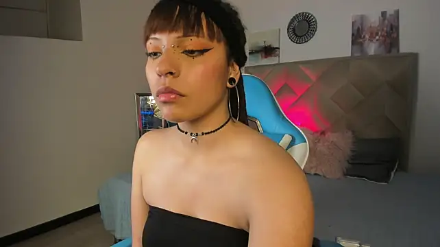 Lotto_lux stripchat live cam model
