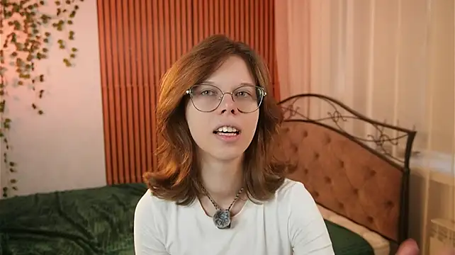 Xonalenei stripchat live cam model