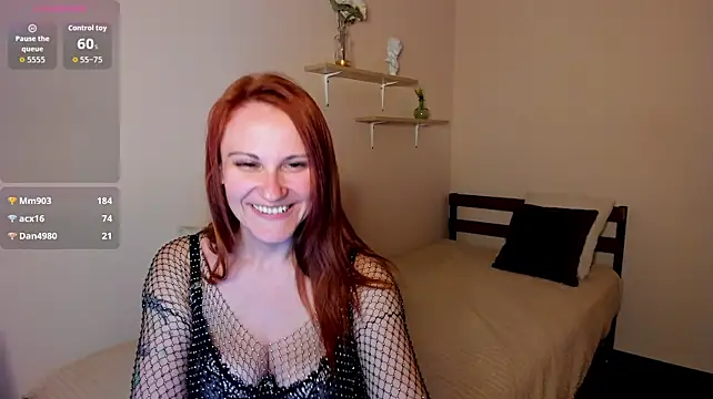 LisaAmoree stripchat live cam model