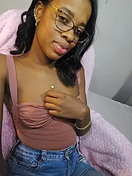Im_Camila__ stripchat live cam model