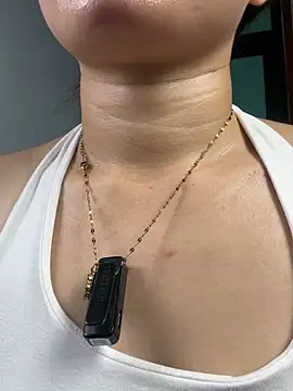 L_We stripchat live cam model