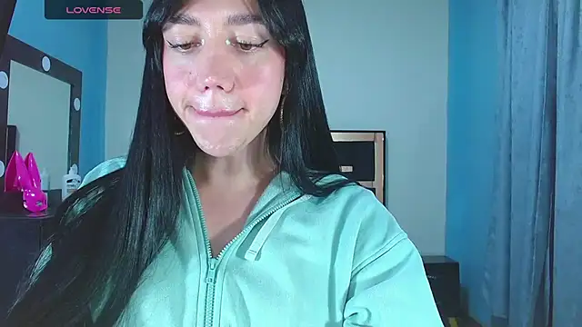 karla_zambrano stripchat live cam model
