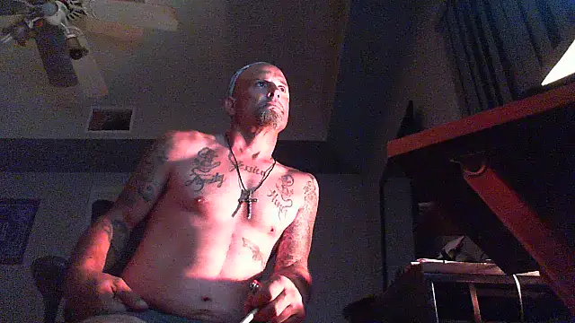 SlickDickyadown stripchat live cam model