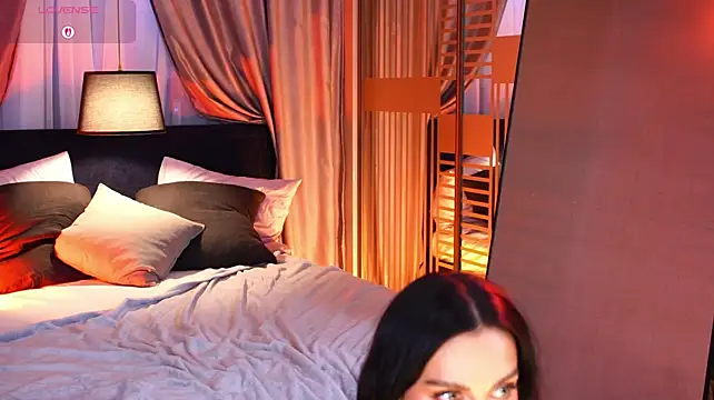 LunaNight stripchat live cam model