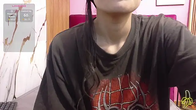 yourcuteneighbourr stripchat live cam model