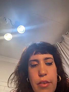 gattasromanxxe stripchat live cam model