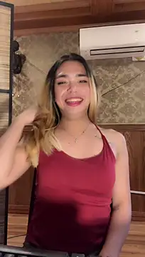 Miss_alcyone stripchat live cam model