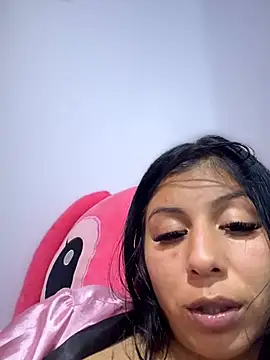 ariella_lov stripchat live cam model