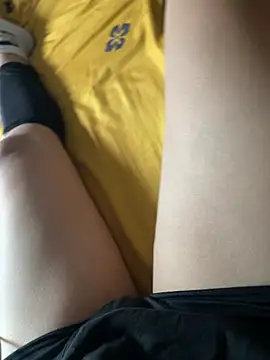 Y0Y0me stripchat live cam model