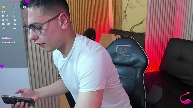 Kairo_Tay1 stripchat live cam model