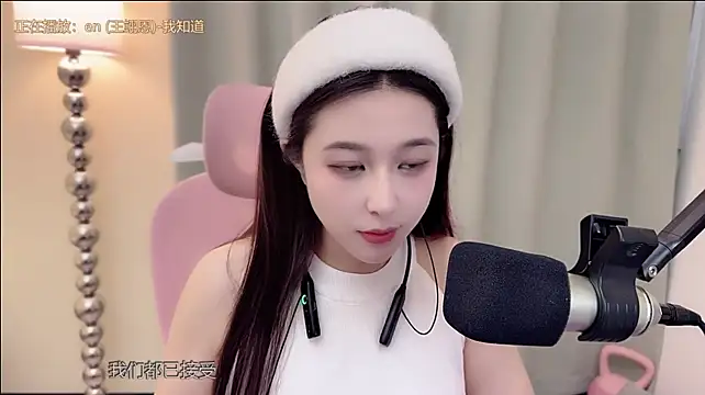 Queenqiao stripchat live cam model