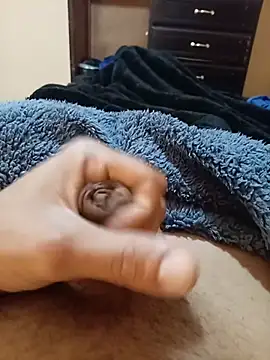 Cain180k stripchat live cam model