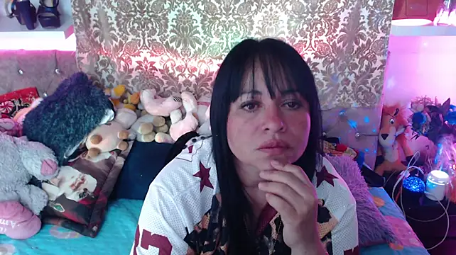 martina_bk stripchat live cam model