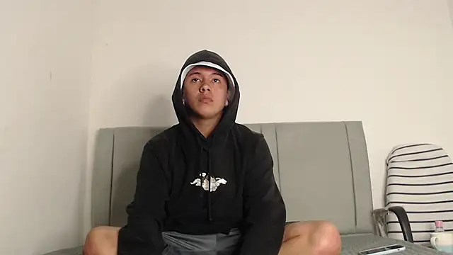 Owenn__blueee stripchat live cam model