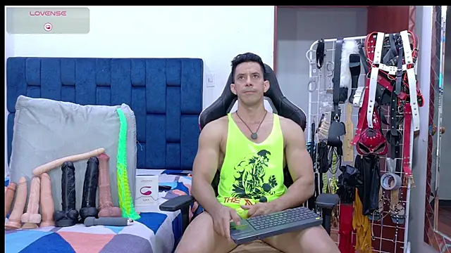 JoseRumbero26 stripchat live cam model