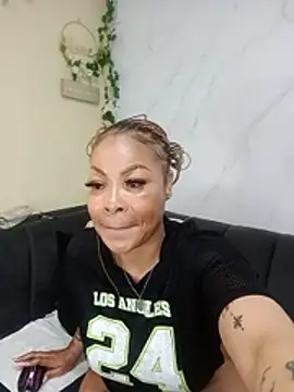 SEXYCARLITA09 stripchat live cam model