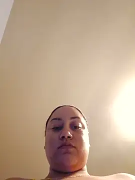 honeeyyy_pot stripchat live cam model