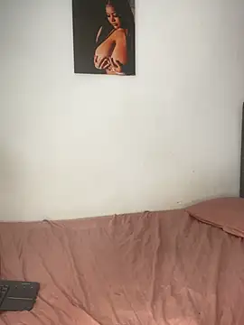 AinaraJimenez stripchat live cam model
