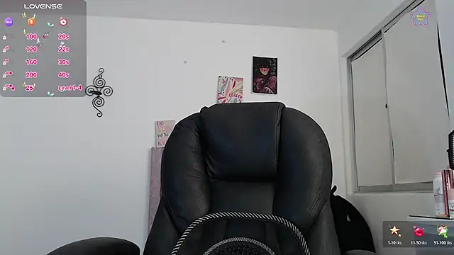 ellajonz stripchat live cam model