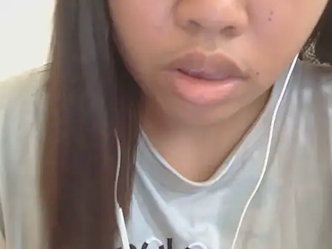 ChubbyButty stripchat live cam model