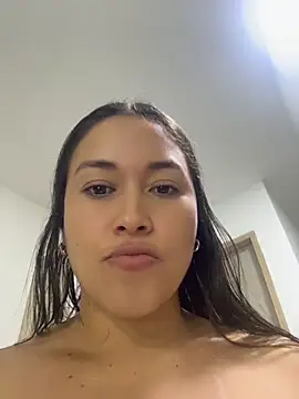 Tatiana123_ stripchat live cam model