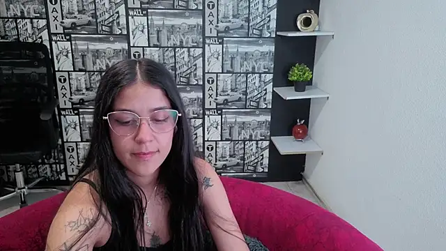Xiomara_vega stripchat live cam model