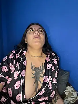 Mailly-Gabby_ stripchat live cam model