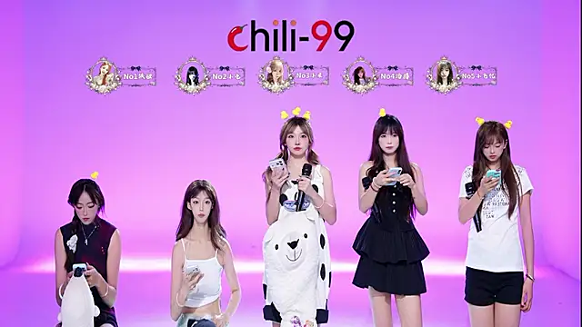 CHILI-99 stripchat live cam model