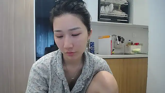 Asiagirll stripchat live cam model