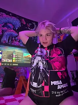 Cutiepiespanks stripchat live cam model
