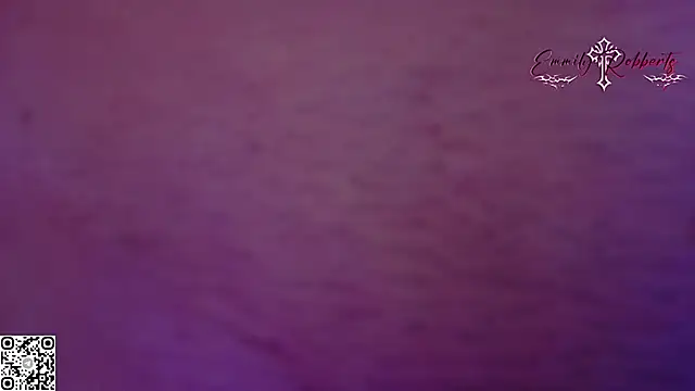 Emmi_Roberts stripchat live cam model