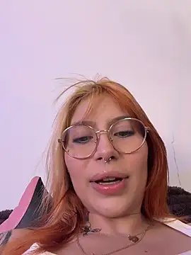 YunoRose_ stripchat live cam model