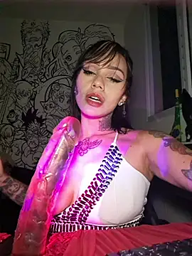 kahpoliver stripchat live cam model
