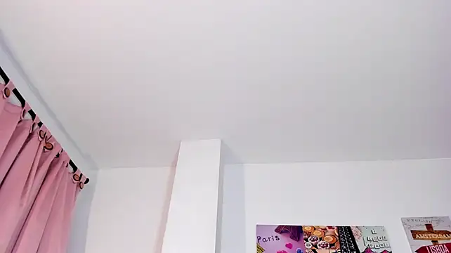 Luna_w10 stripchat live cam model