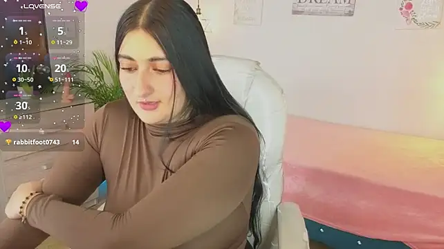 Luna-connor stripchat live cam model