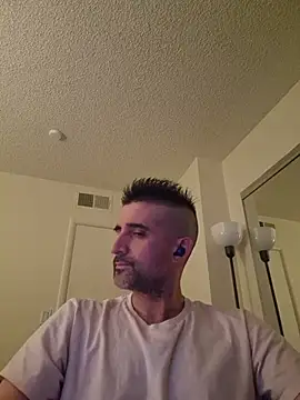 myth5hk stripchat live cam model