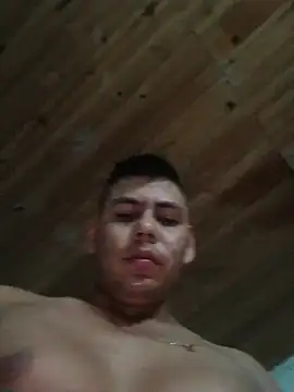ducdow stripchat live cam model