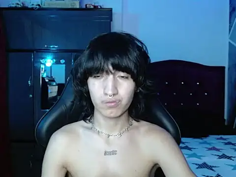 littlextreme stripchat live cam model