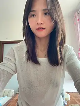 JinLi-18 stripchat live cam model