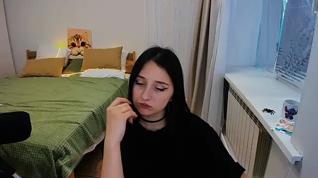 JulietteMonli stripchat live cam model