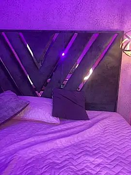 Megan_Vixen18 stripchat live cam model