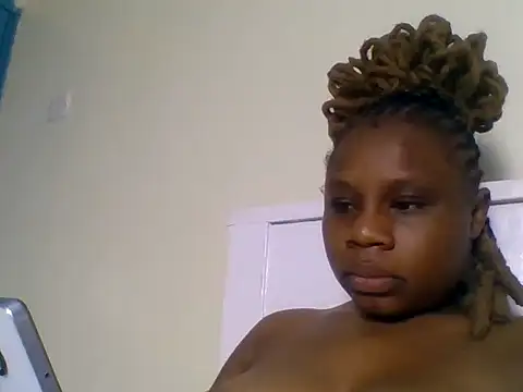 ebonitah stripchat live cam model