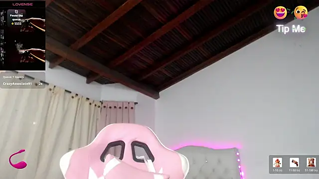 milk_cow_ stripchat live cam model